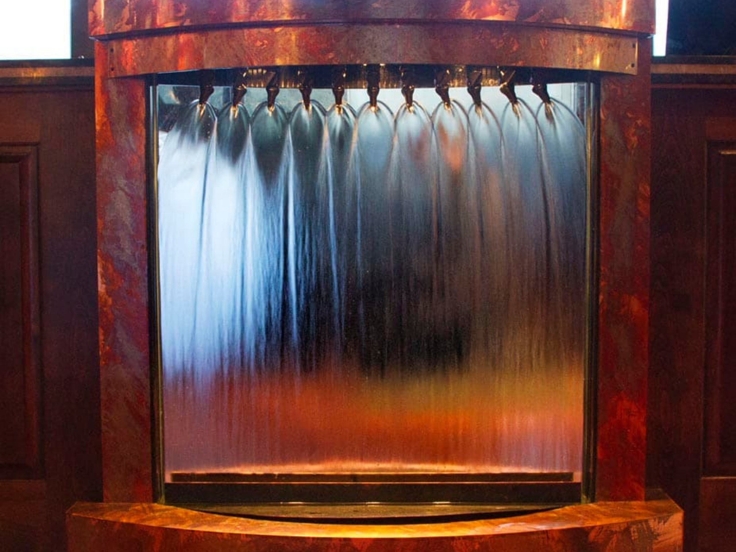 Salon lobby fountain close-up